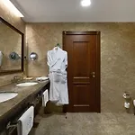 Отель President