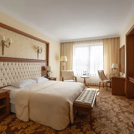 Hotell President 5*