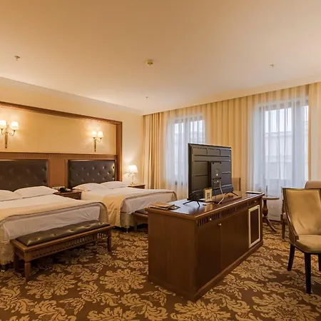 Hotell President 5*