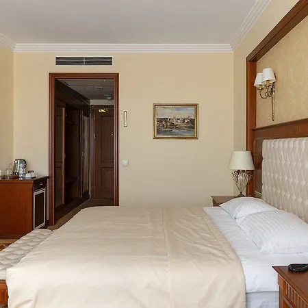 Hotel President 5*