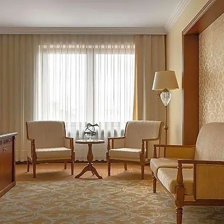 President Hotel